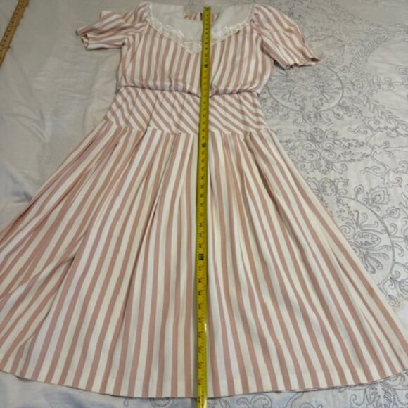 Vintage Pastel Pink Striped Blouson Dress w Lace Trim Collar Ruched Waist Sz 8 - Picture 9 of 10